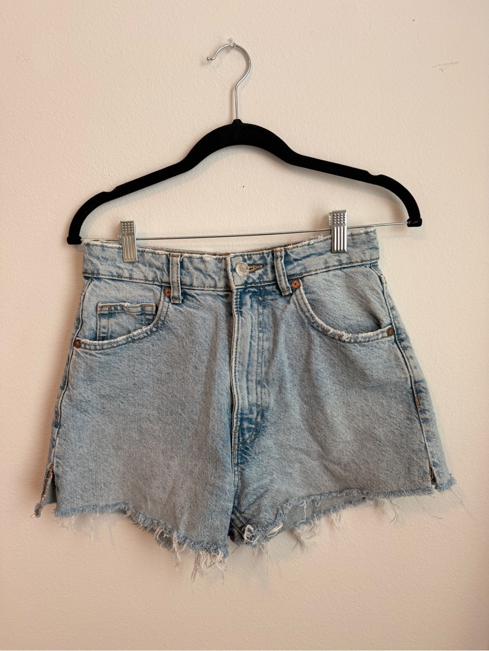 Zara Denim Short size 4